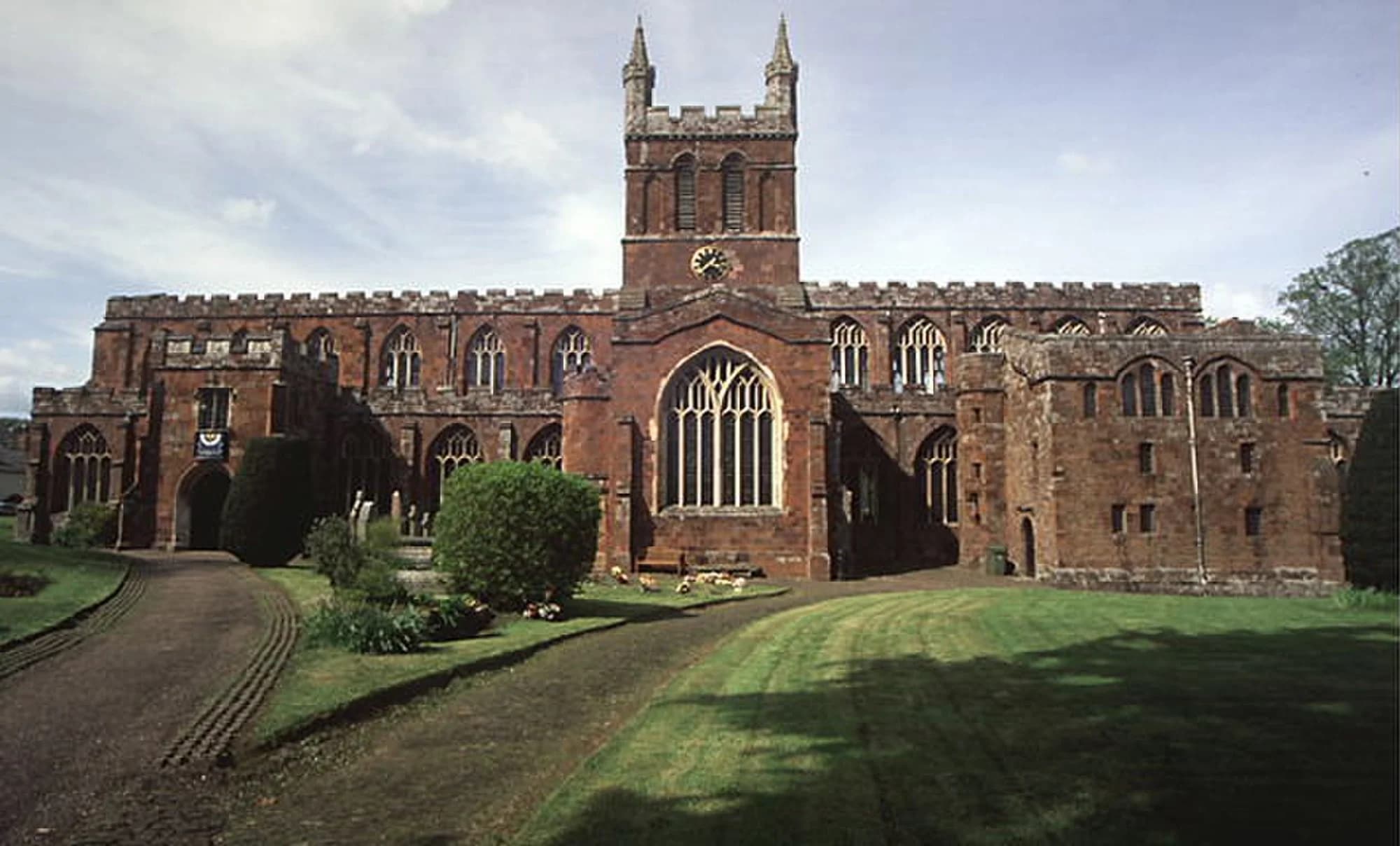 Vets in Crediton