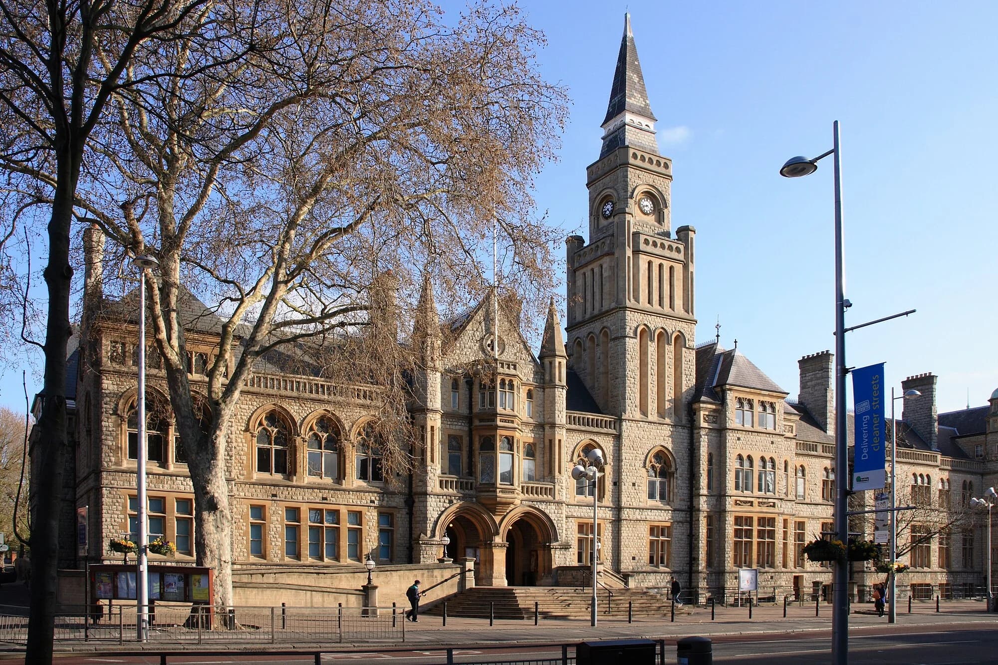 Vets in Ealing