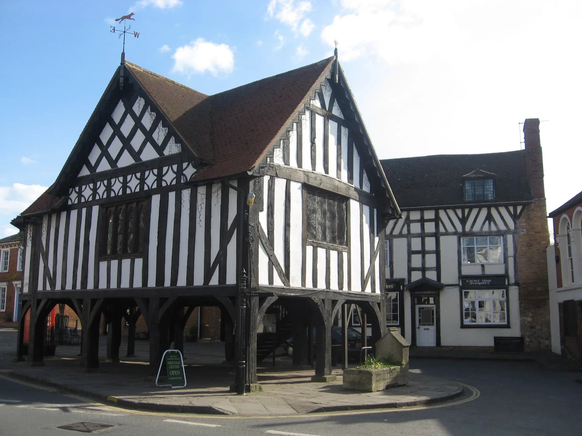Vets in Newent